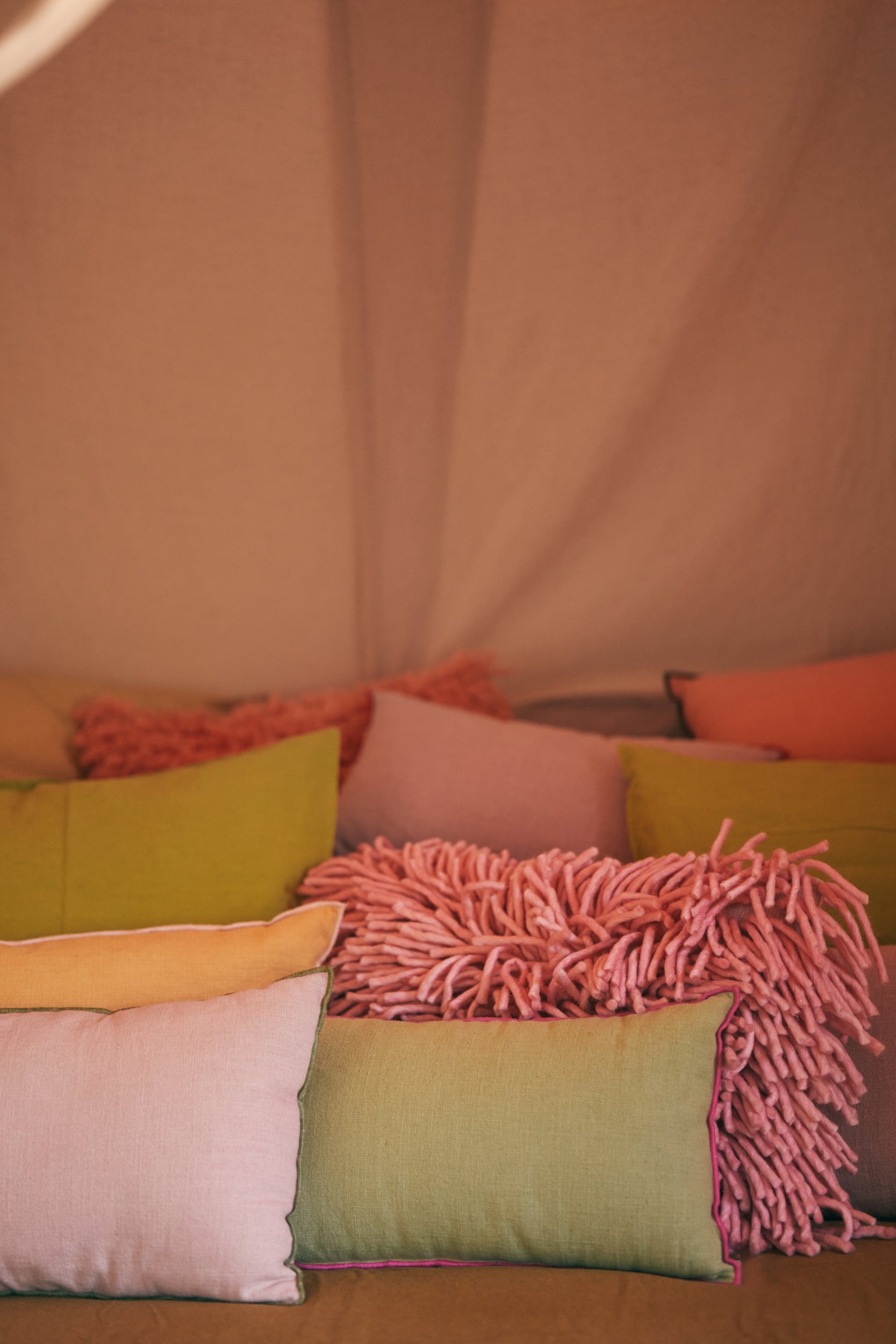 HKLIVING Rugged Wool Cushion | Pink