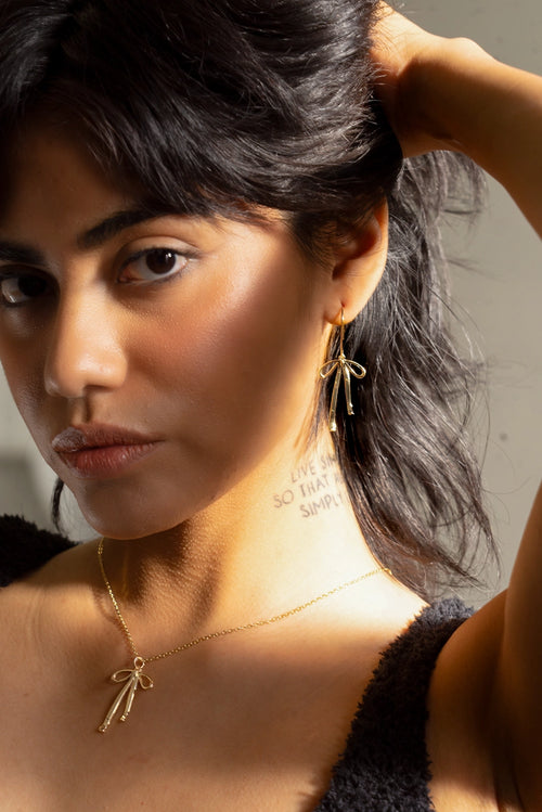 Peter & June Jacket Bad To The Bow Necklace