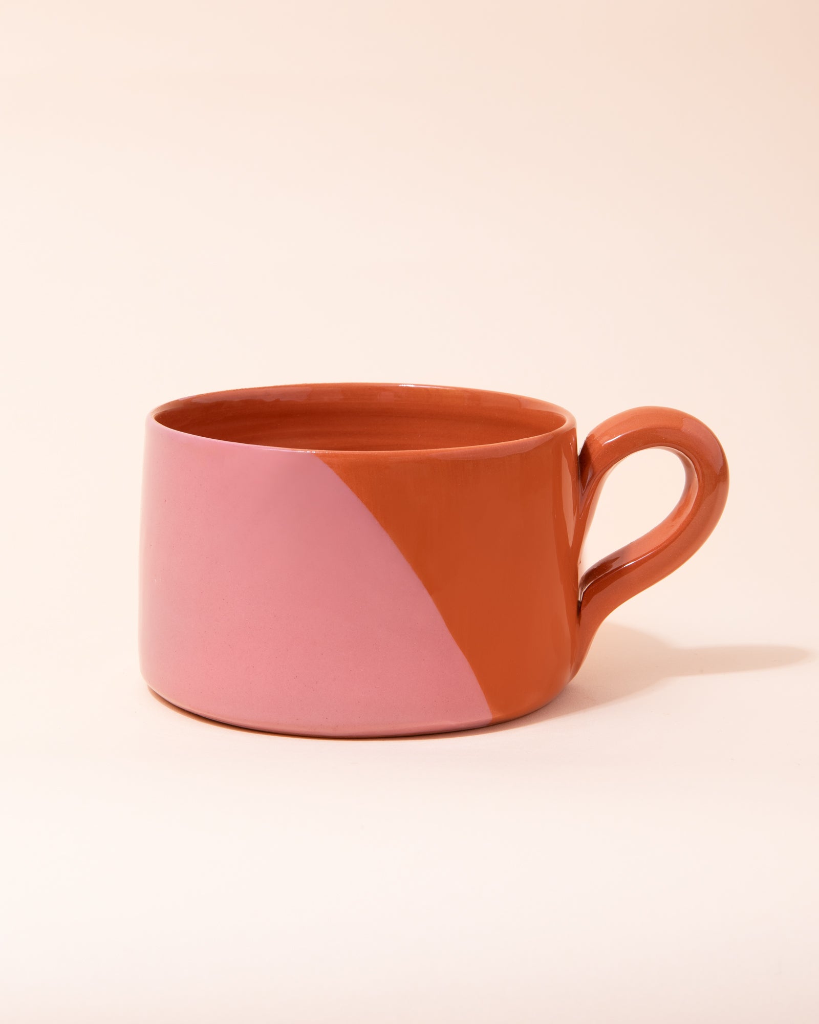 Casa Cubista Dipped Flat Mug | Pink