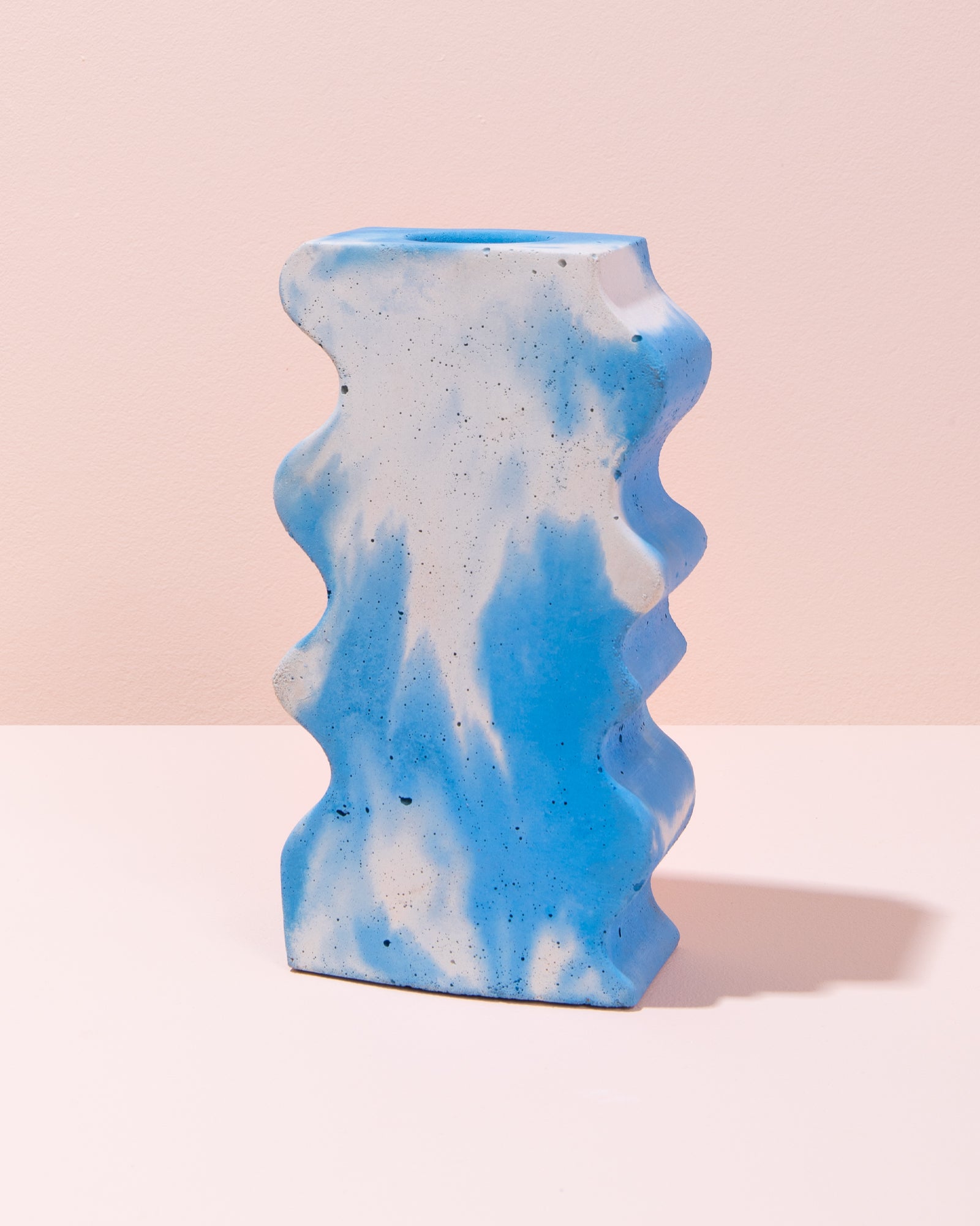 Concrete Wiggle Vase | Sky Blue