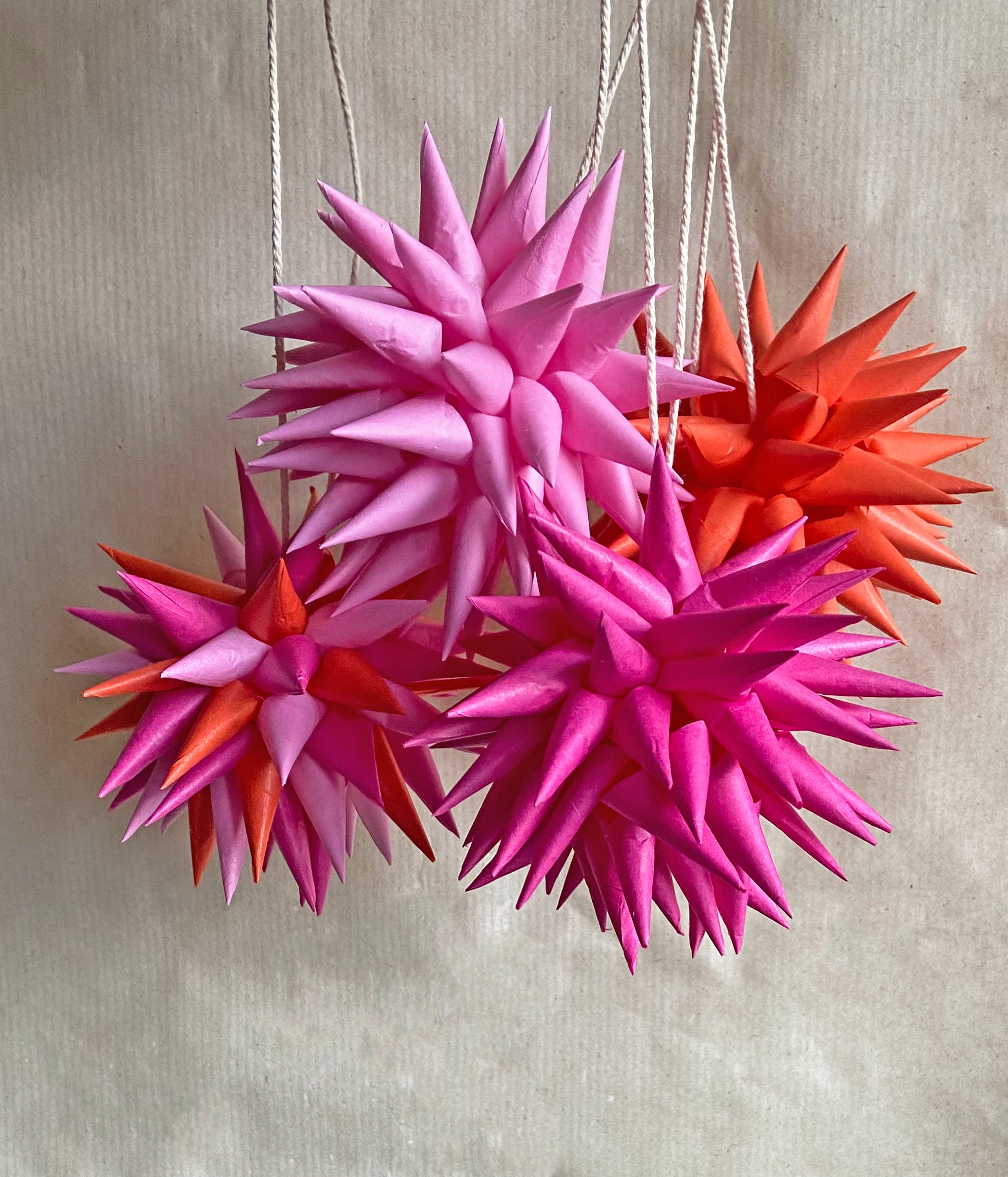 Workshop | Christmas Paper Bauble Making